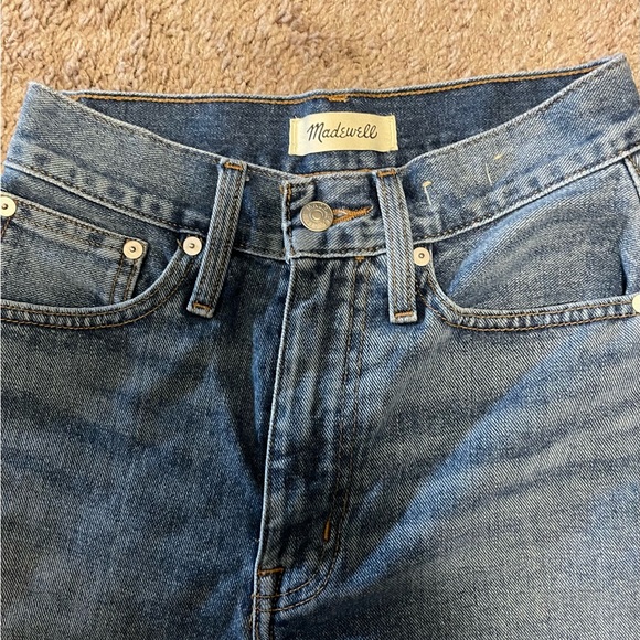 Madewell Denim Mom Jean Short - Picture 3 of 5